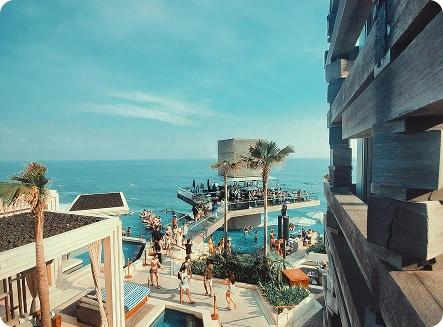 Holsten malt beverage in a casual setting